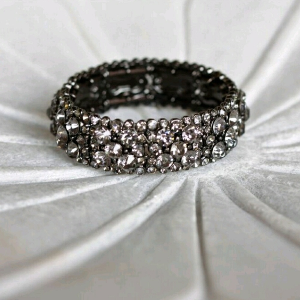 Costume stretch bracelet